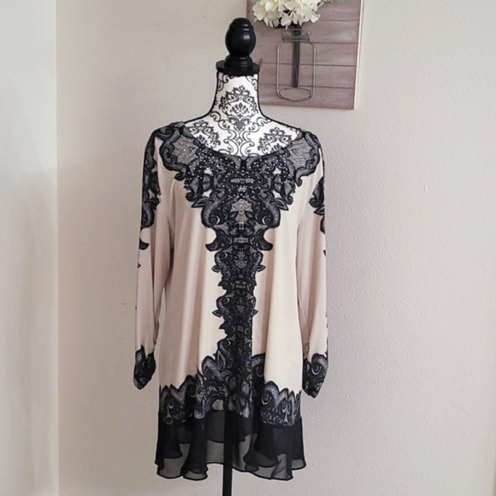 Style & Co. Black and Cream Tunic